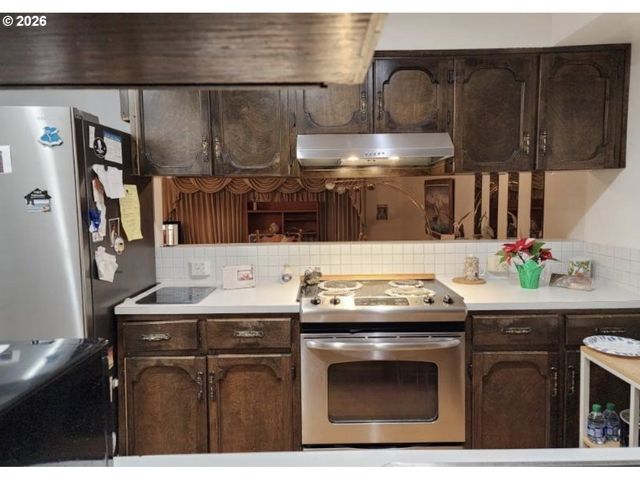 5723 Ne HAZEL DELL Ave, Vancouver, WA 98663