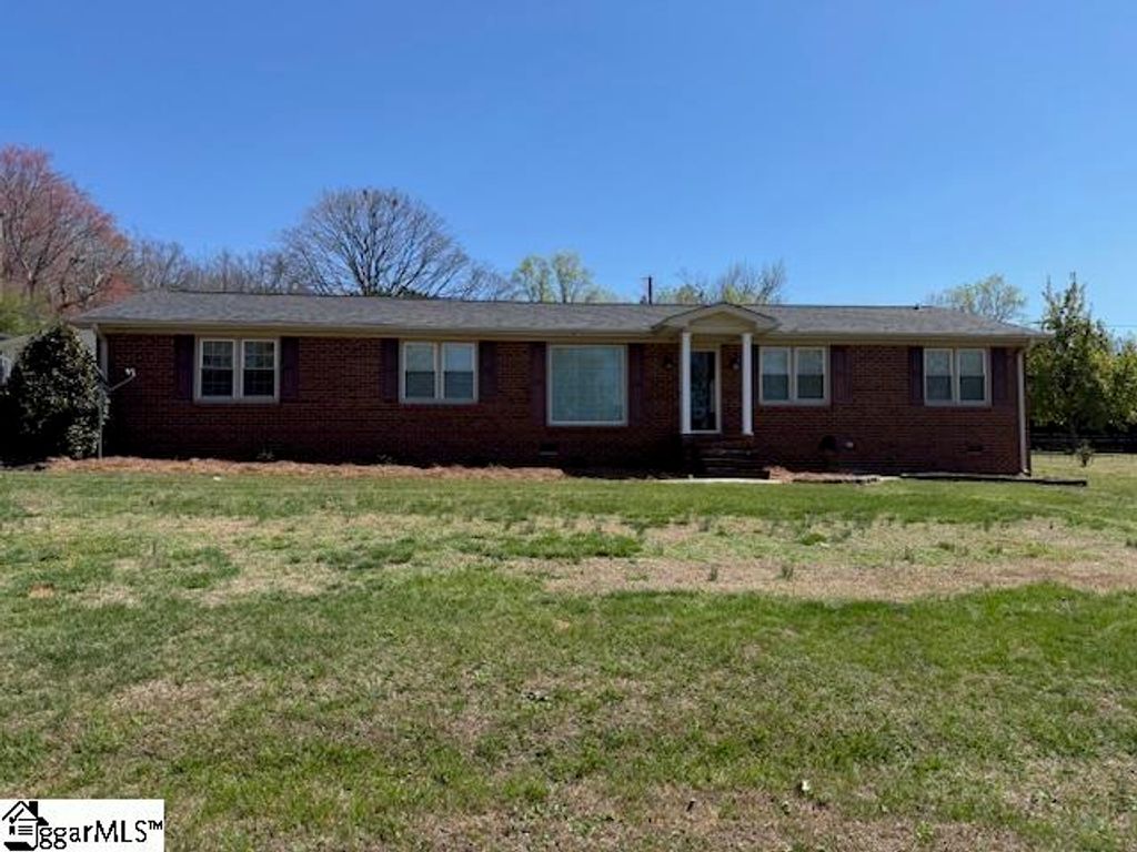 105 Furman View Drive, Greenville, SC 29609