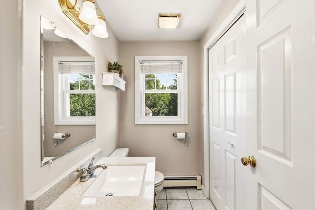 264 Bay Rd, Easton, MA 02334