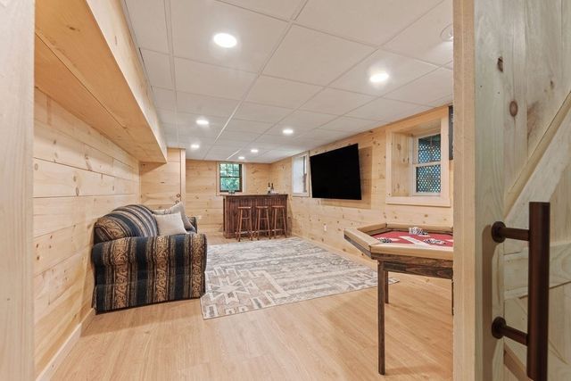 264 Bay Rd, Easton, MA 02334