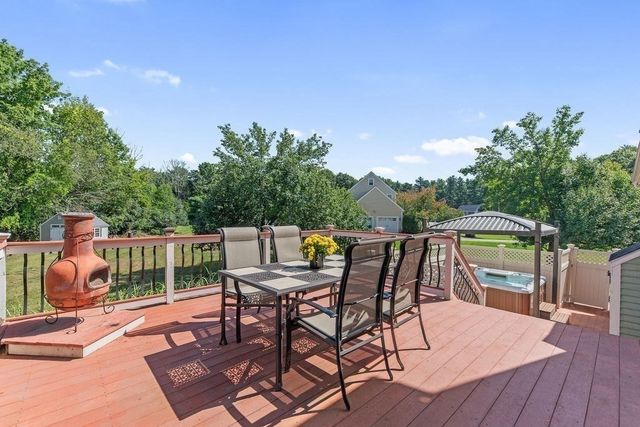 264 Bay Rd, Easton, MA 02334