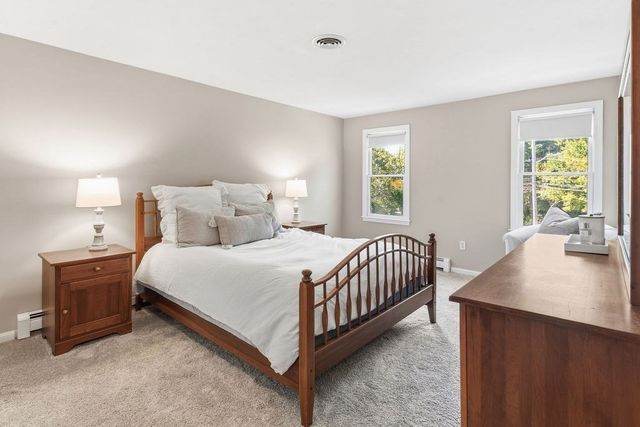 264 Bay Rd, Easton, MA 02334