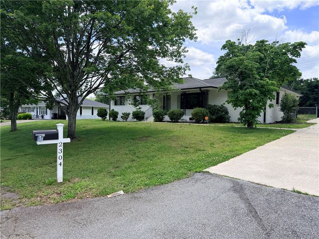 2304 Poplar Lane, Anderson, SC 29621