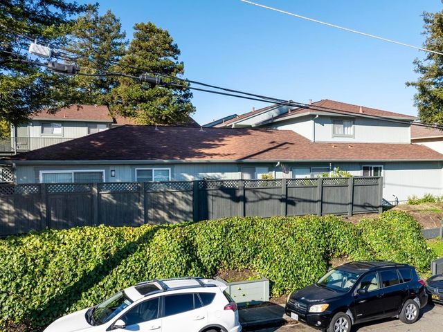 900 Alvarez AVE, Pinole, CA 94564