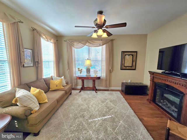 1012 LLANO DR, La Plata, MD 20646