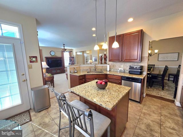 1012 LLANO DR, La Plata, MD 20646