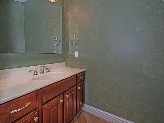 1009 Saddleclub DRIVE, North Strabane, PA 15317