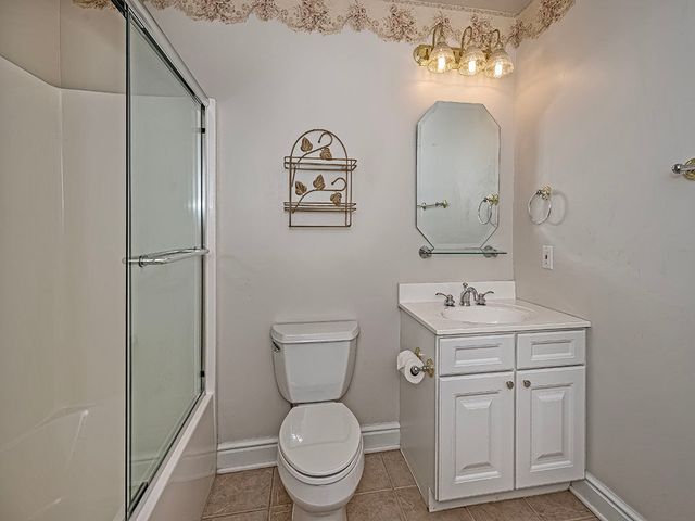 1009 Saddleclub DRIVE, North Strabane, PA 15317