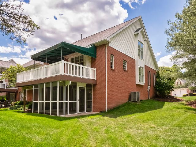 1009 Saddleclub DRIVE, North Strabane, PA 15317