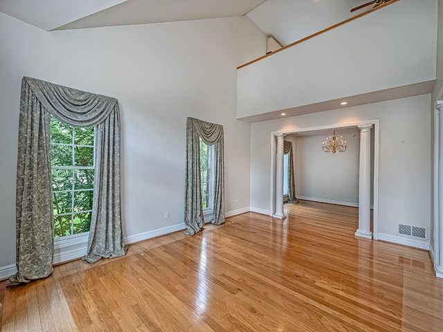 1009 Saddleclub DRIVE, North Strabane, PA 15317