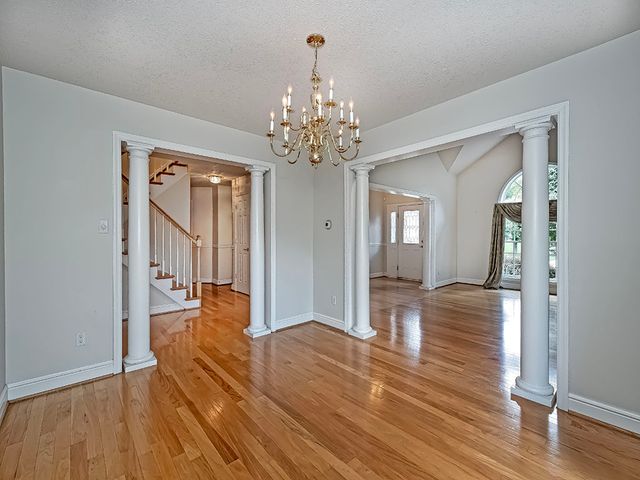 1009 Saddleclub DRIVE, North Strabane, PA 15317