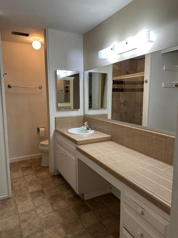 952 King Henry Way, El Dorado Hills, CA 95762