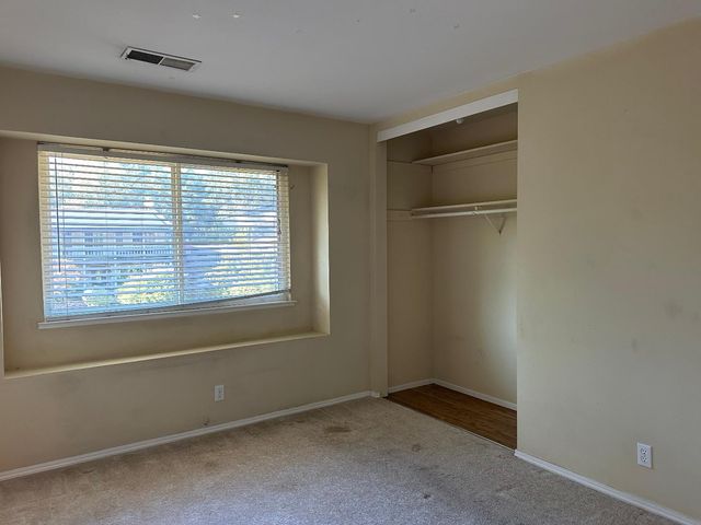 952 King Henry Way, El Dorado Hills, CA 95762