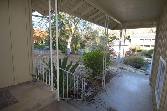 952 King Henry Way, El Dorado Hills, CA 95762