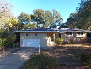 952 King Henry Way, El Dorado Hills, CA 95762