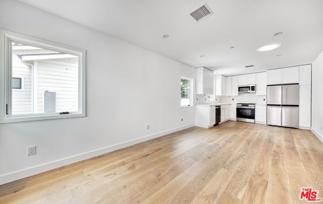 4287 La Salle Avenue, Culver City, CA 90232
