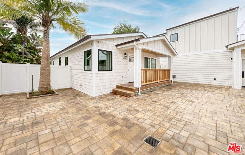 4287 La Salle Avenue, Culver City, CA 90232