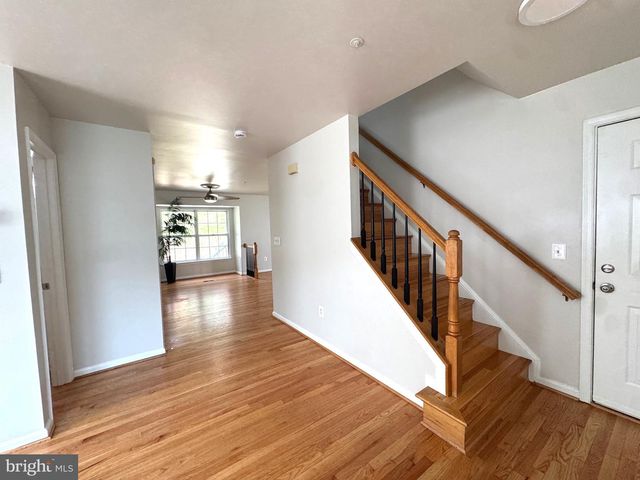 2000 CHITA CT, Temple Hills, MD 20748