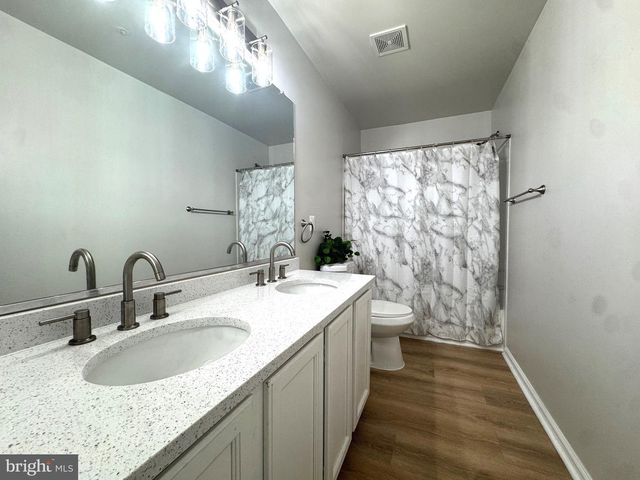 2000 CHITA CT, Temple Hills, MD 20748