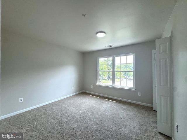 2000 CHITA CT, Temple Hills, MD 20748