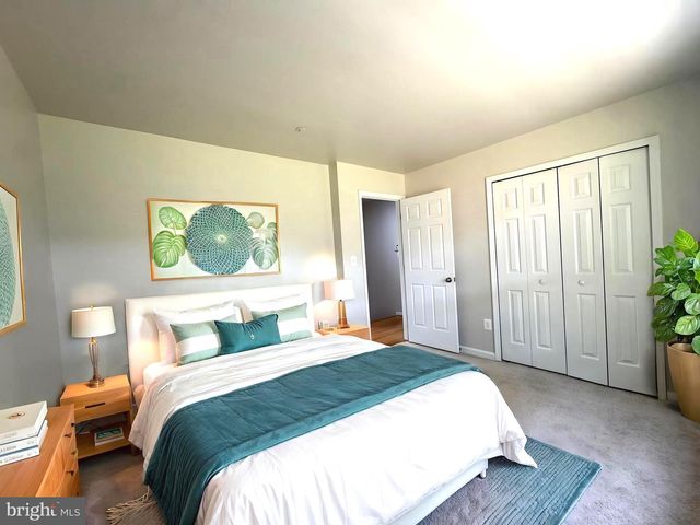 2000 CHITA CT, Temple Hills, MD 20748