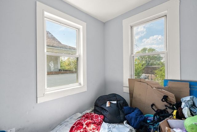 55-59 Margaret St, Springfield, MA 01105