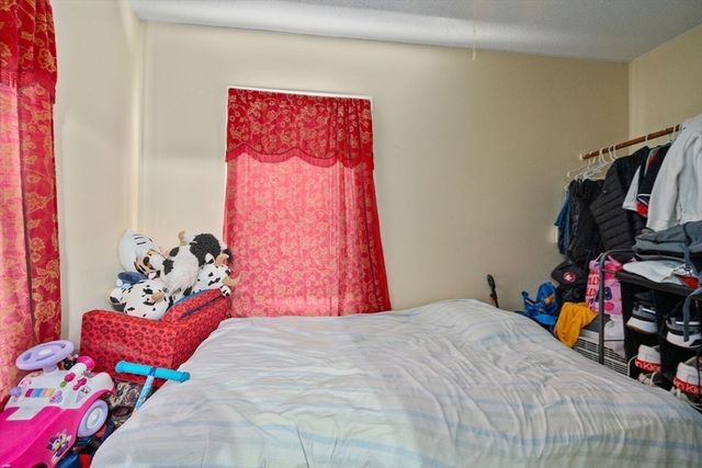 55-59 Margaret St, Springfield, MA 01105