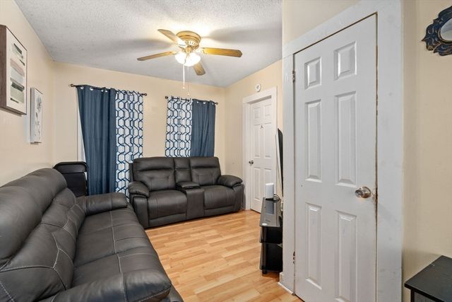 55-59 Margaret St, Springfield, MA 01105