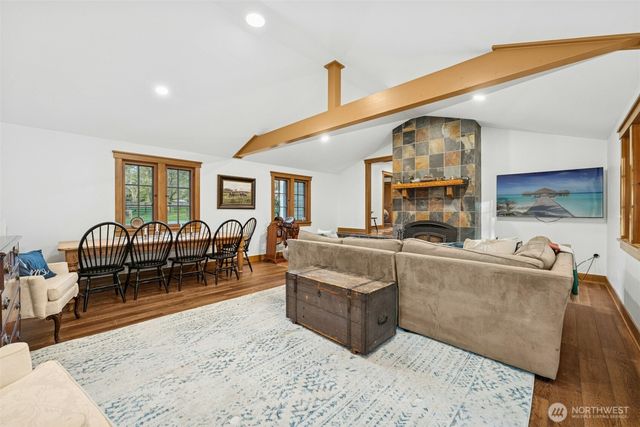 12950 297th Place NE, Duvall, WA 98019