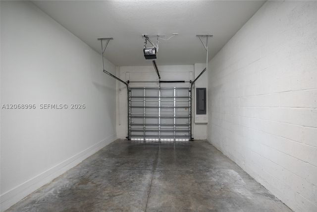 833 SE 19th St, Homestead, FL 33034