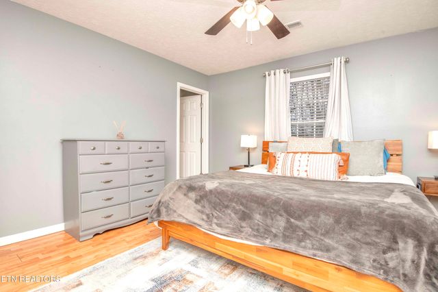 6111 Emerald Hills Lane, Knoxville, TN 37912