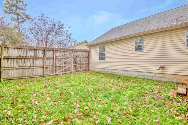 6111 Emerald Hills Lane, Knoxville, TN 37912