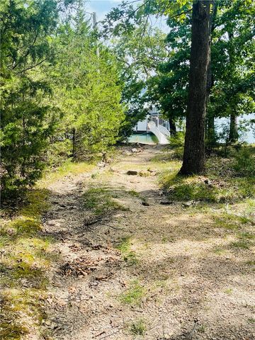 11668 Dogwood Drive, Garfield, AR 72732