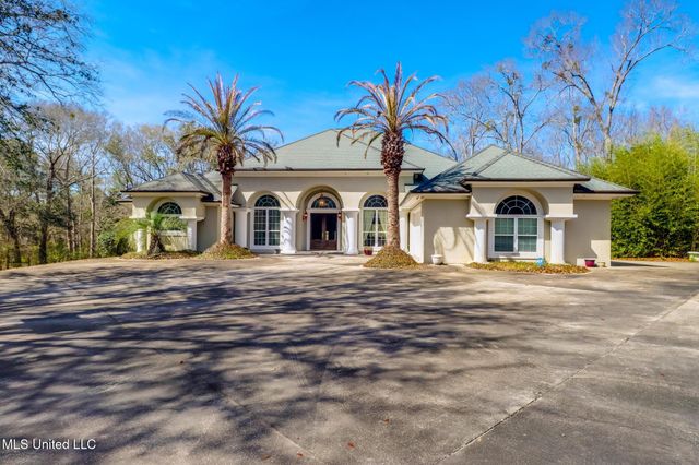 25168 Hillbrooke Lane, Pass Christian, MS 39571