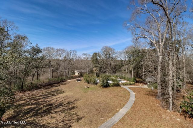 25168 Hillbrooke Lane, Pass Christian, MS 39571