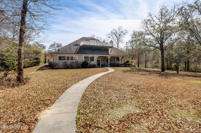 25168 Hillbrooke Lane, Pass Christian, MS 39571