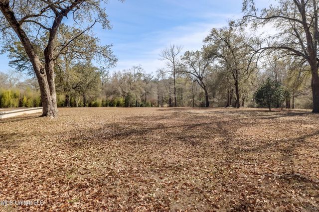 25168 Hillbrooke Lane, Pass Christian, MS 39571