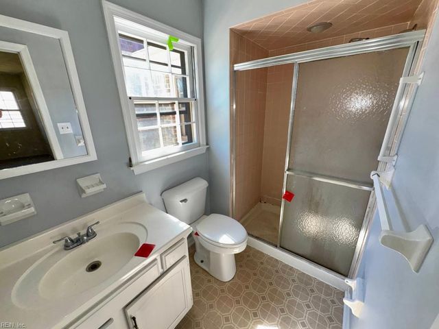 4444 Leatherwood DR, Virginia Beach, VA 23462