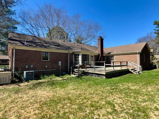 4444 Leatherwood DR, Virginia Beach, VA 23462