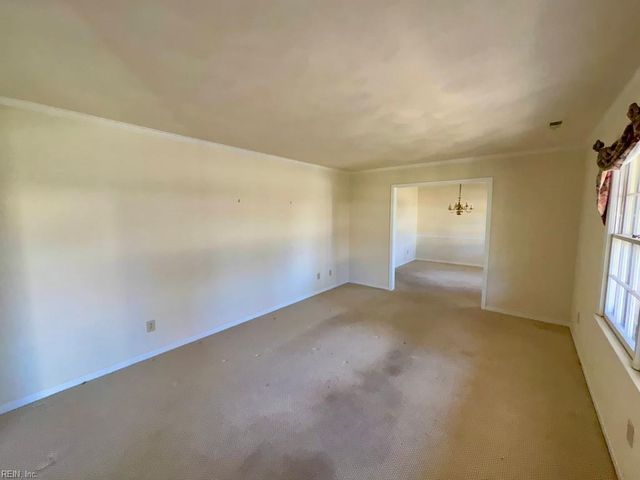 4444 Leatherwood DR, Virginia Beach, VA 23462