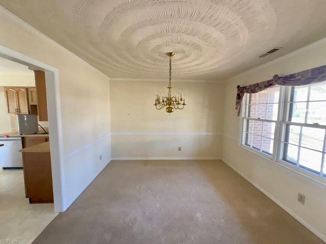 4444 Leatherwood DR, Virginia Beach, VA 23462