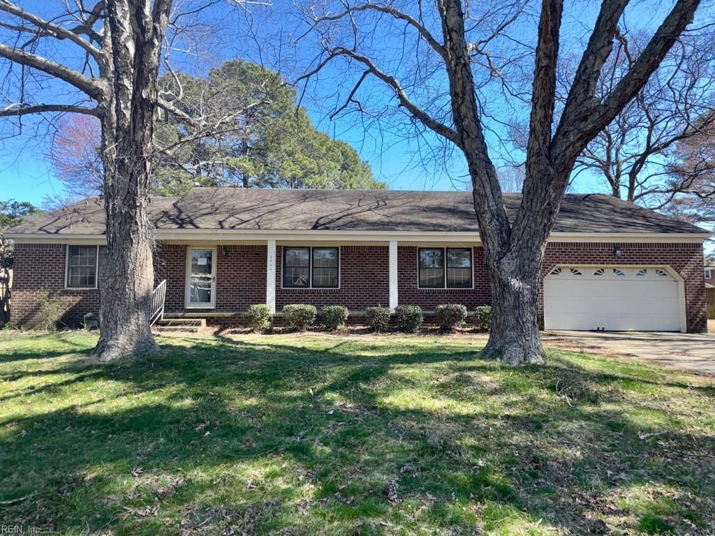 4444 Leatherwood DR, Virginia Beach, VA 23462