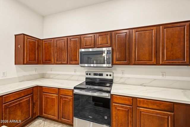 15523 W CENTRAL Street, Surprise, AZ 85374