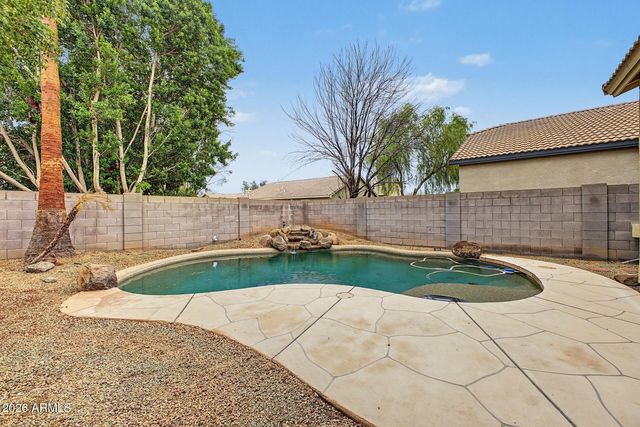 15523 W CENTRAL Street, Surprise, AZ 85374