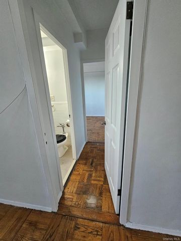 1507 Metropolitan Avenue 10E, Bronx, NY 10462