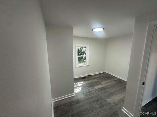 29 Cherry St, Petersburg, VA 23803