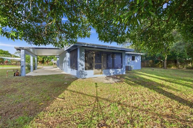 3548 SW 16th Ct, Fort Lauderdale, FL 33312