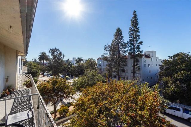 3734 S Canfield, Los Angeles, CA 90034
