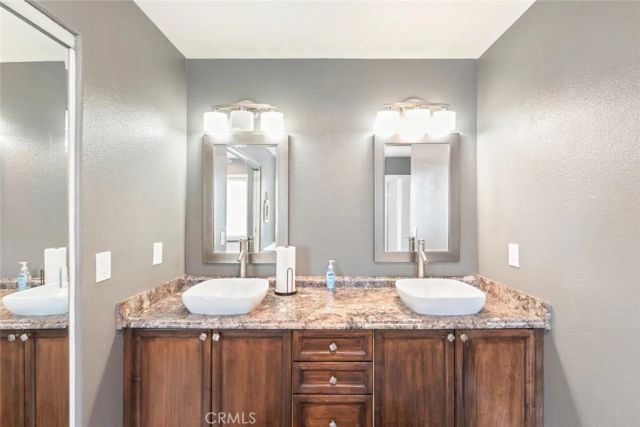 2487 Sweet Rain Way, Corona, CA 92881