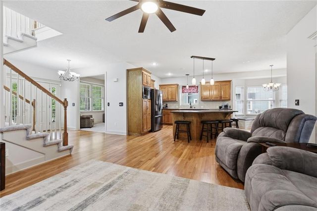 21414 Clear Creek Parkway, Shawnee, KS 66218